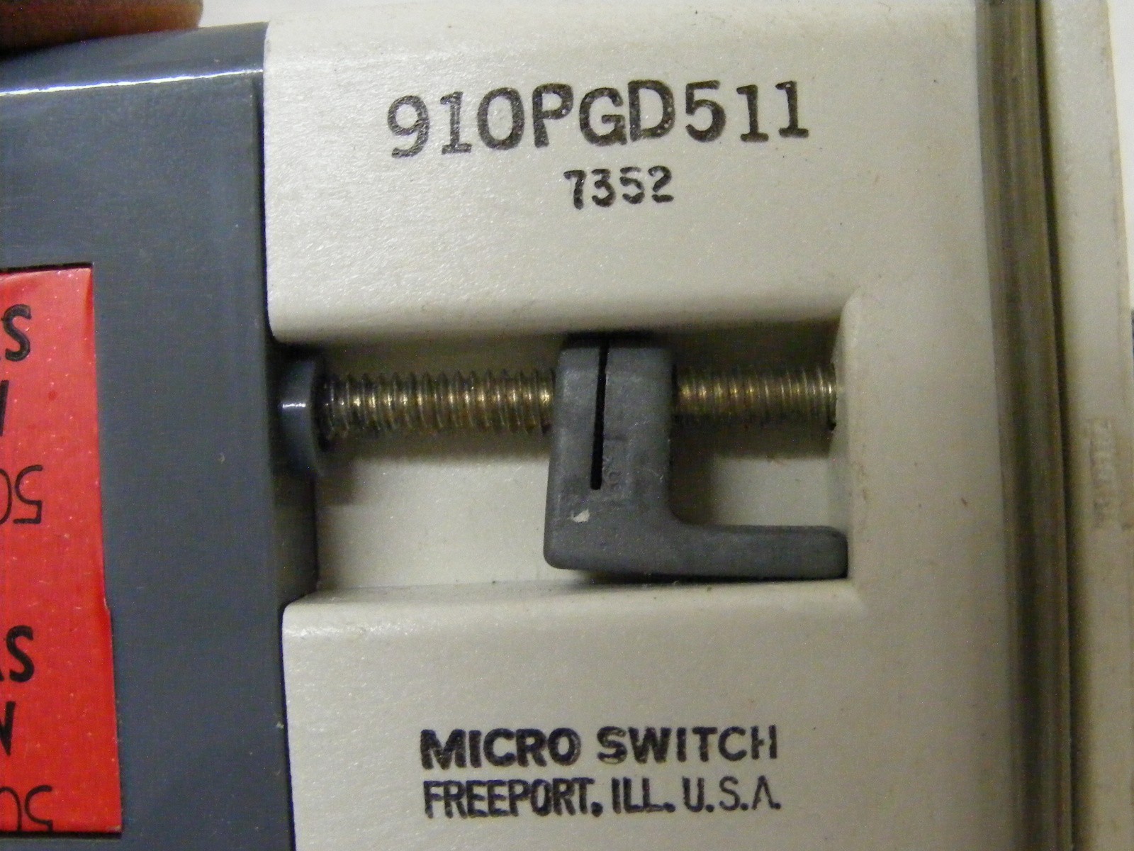 Honeywell Micro Switch 910PGD511 Coordinated Manual Control Selector Switch (zz3