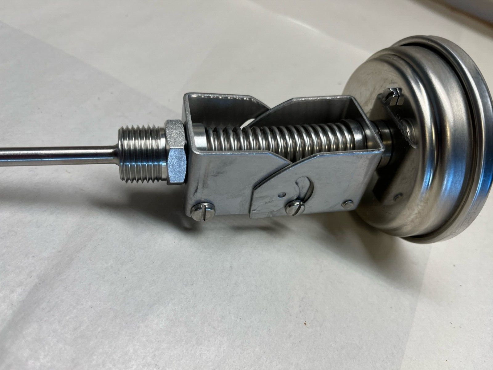 WIKA Temperature Gauge 240 Degrees by 2s Farenheit (EV2)