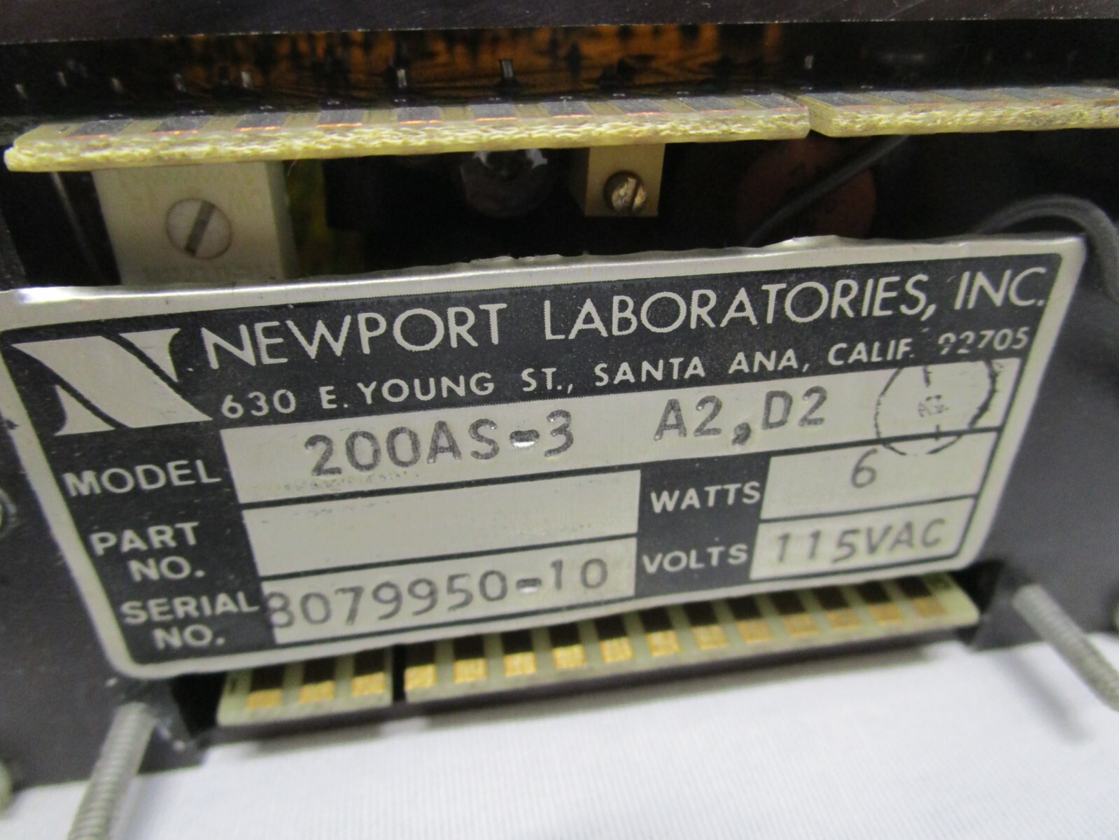 NEWPORT ELECTRONICS 200AS-3-A2-D2 DIGITAL VOLTMETER