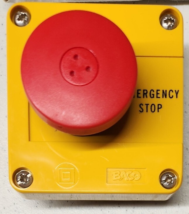 BACO BX15301-BC BOIT AUXIBOX Emergency Stop Button New Open Box