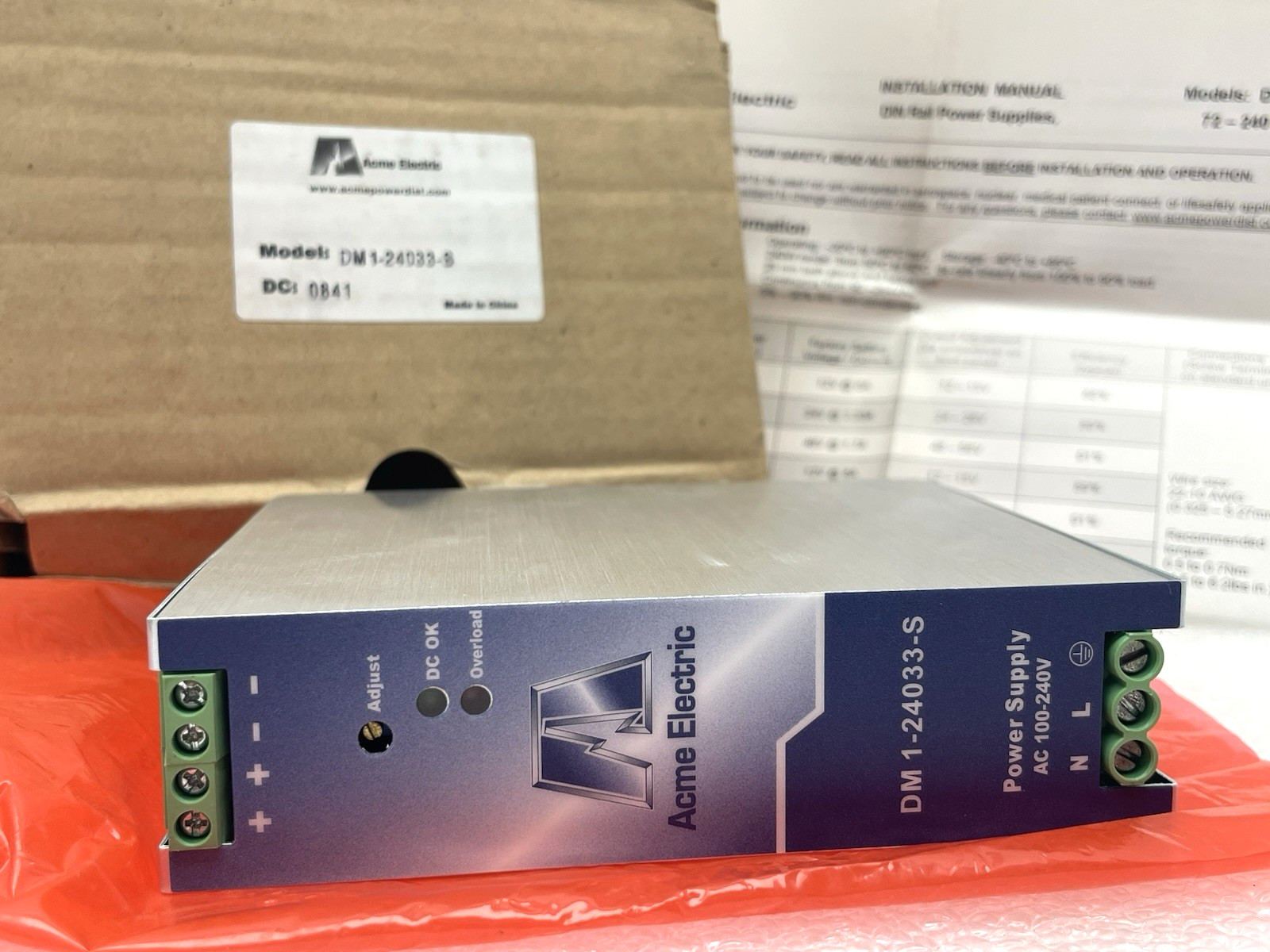 NEW ACME DM124033S POWER SUPPLY 100-240VAC 3A 47-63Hz 24VDC 3.3A 80W DM1-24033-S