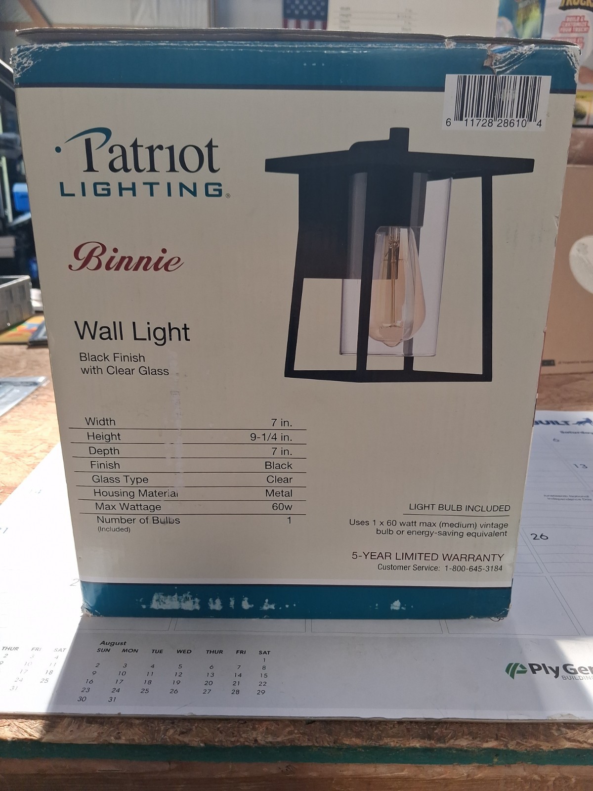 Patriot 356-3410 Wall Light Black Finish Clear Glass- Binnie-NEW –