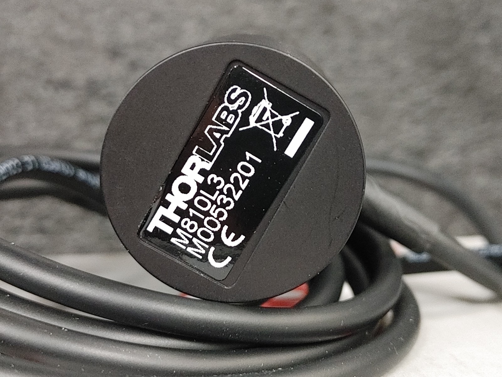 THORLABS M810L3 810 nm 325 mW 500 mA Mounted LED with Lens Tube
