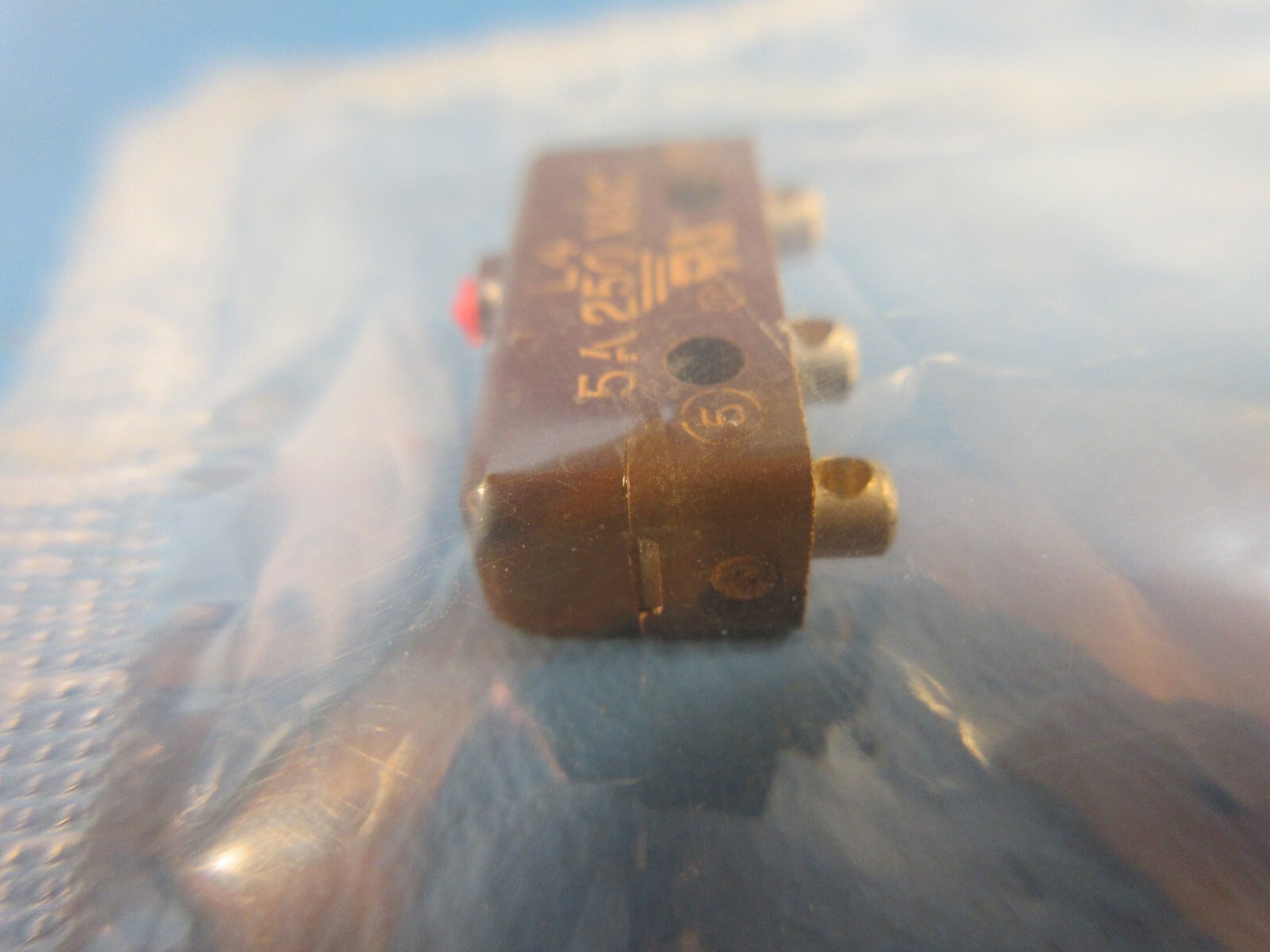 HONEYWELL 11SM1, Microswitch, Subminiature, Pin Plunger, SPDT, L4 5A 250 VAC