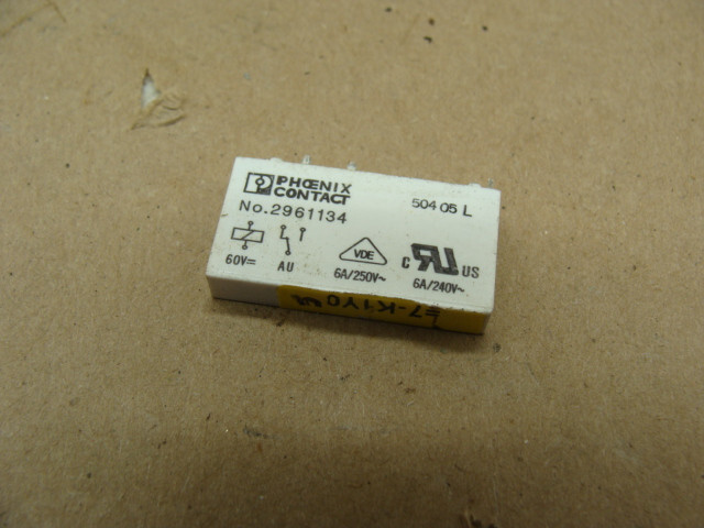 LOT OF 10 PHOENIX CONTACT SOLID STATE RELAYS 2961134 6A/250V 6A/240V