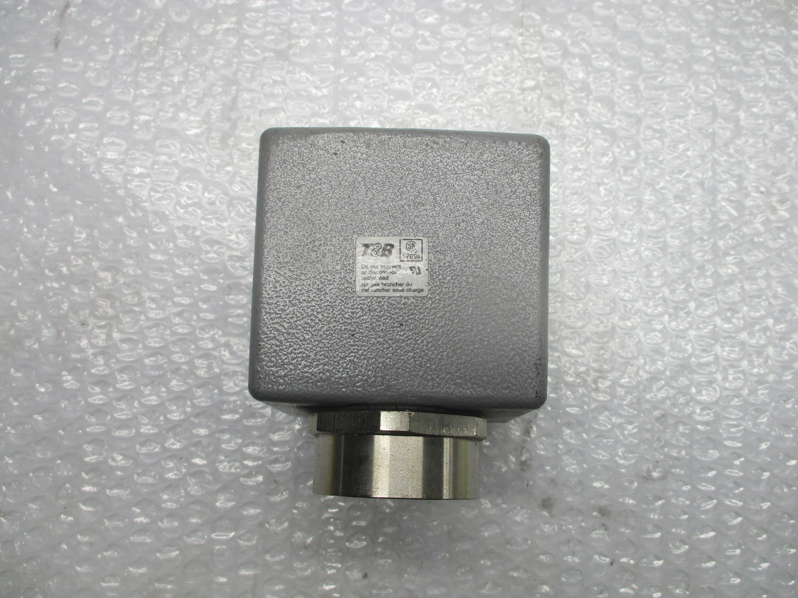THOMAS & BETTS SH132125MV POST HOOD NSNP