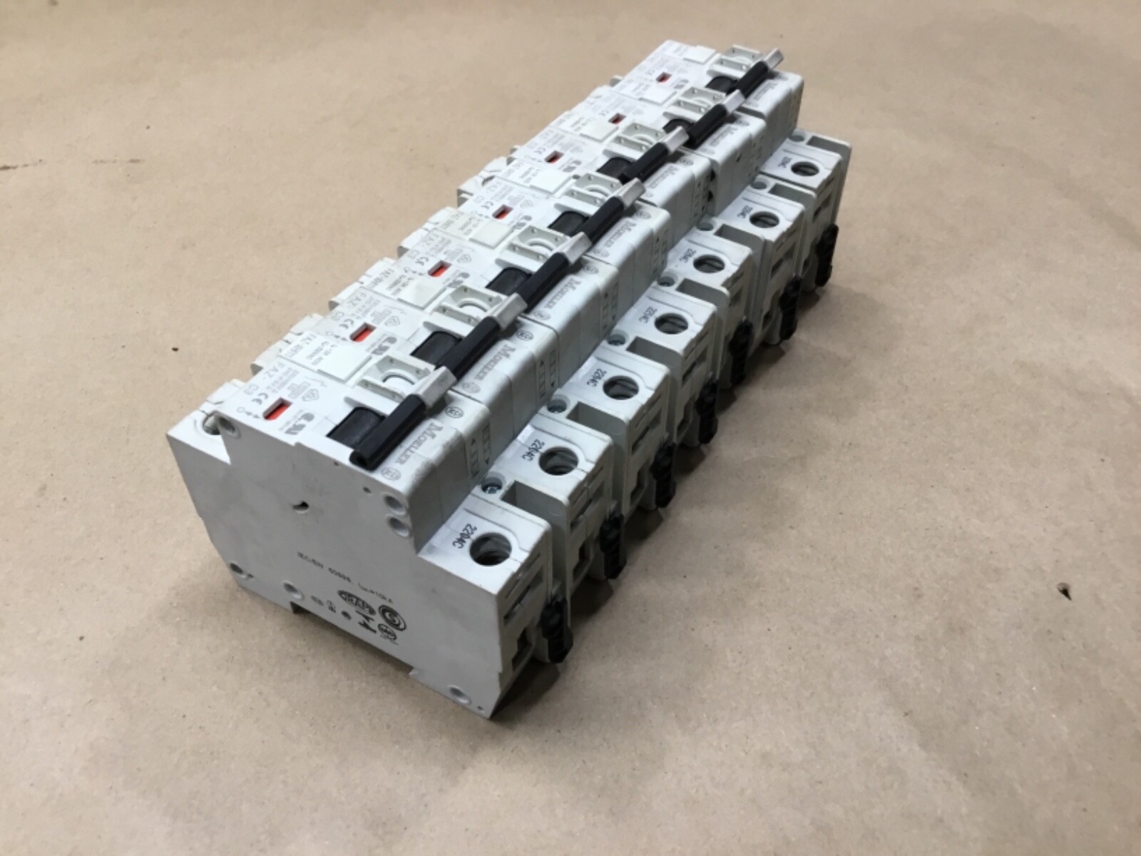 Lot Of 7 Moeller FAZ-C3 Circuit Breaker With FAZ-XH11 #67D30*AD