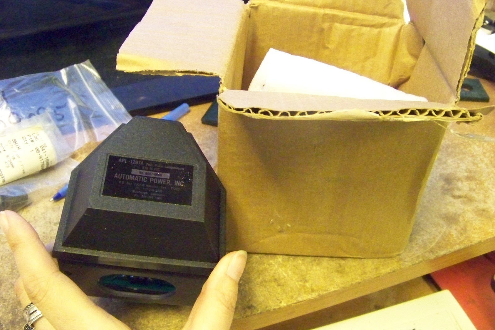 PHAROS MARINE AUTOMATIC POWER APL 1297A four place lampcharger
