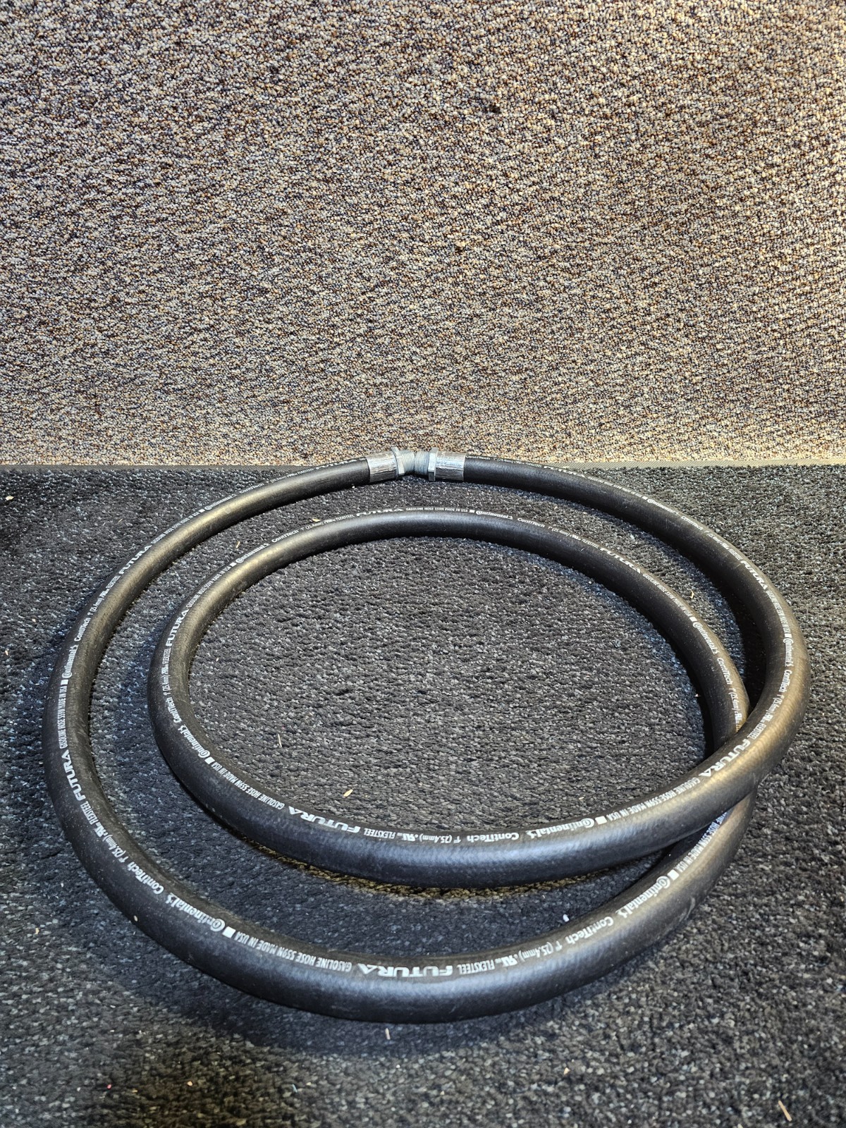 Continental ContiTech 1″ Futura Flexsteel 141″ Length Gasoline Hose w/Fittings