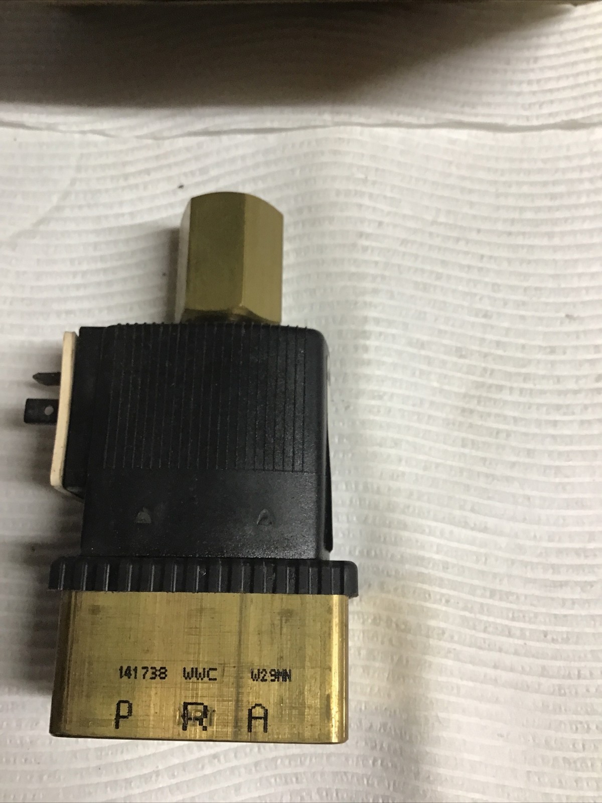 Atlas/Ingersoll Rand air compressor 22228019 loading solenoid valve NOS