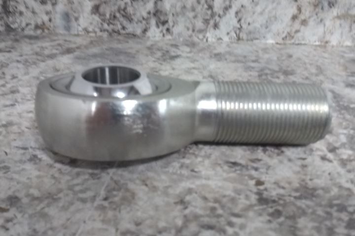 QA1 KML16Z 2 Pk 1 In Bore Dia 2-3/4 In Head OD Precision Greasable Rod End