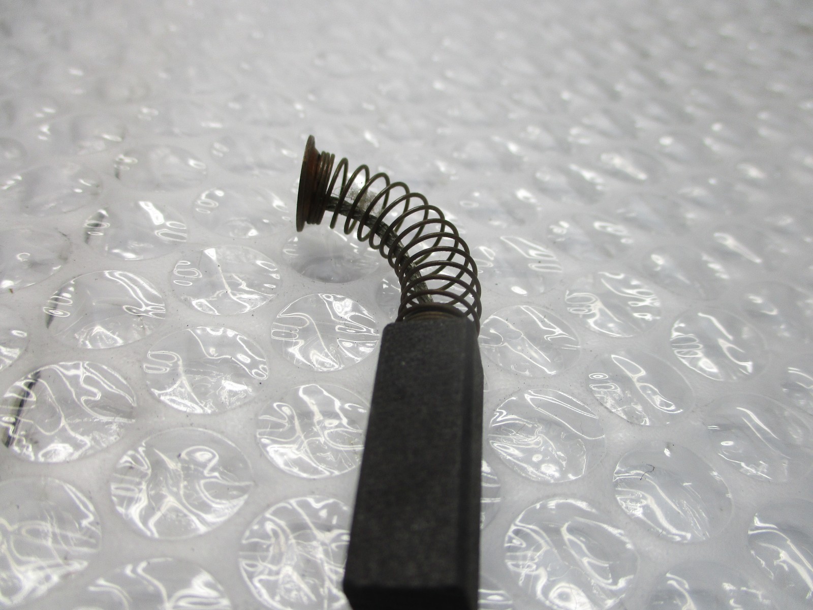 INDUSTRIAL SPARE E25 CARBON BRUSH NSNP
