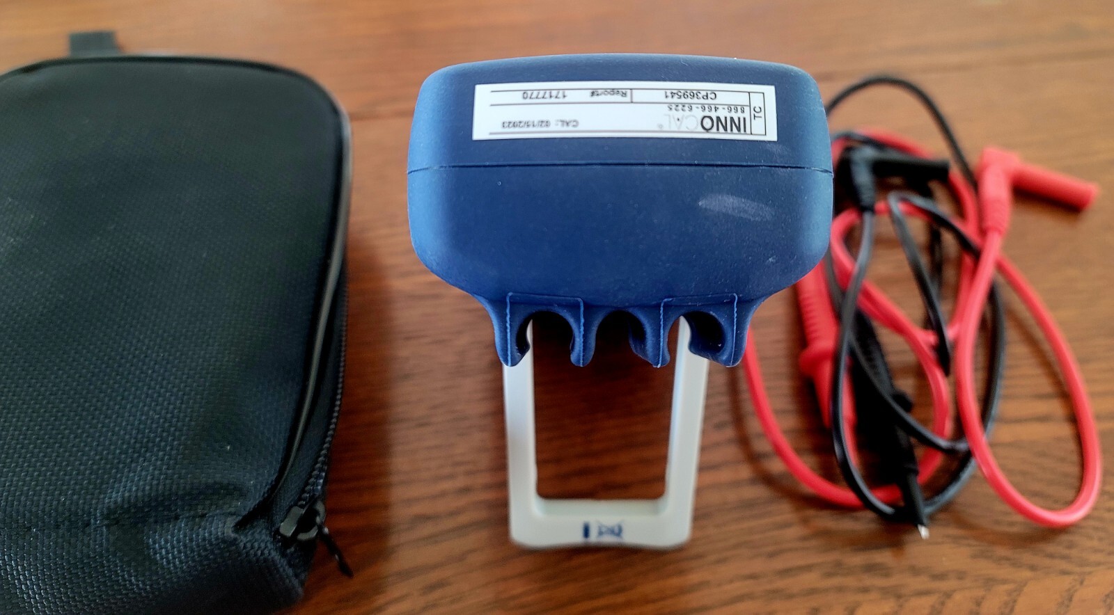 Digi-Sense 20250-51 Auto Ranging Compact DMM, CAT III, 600 V