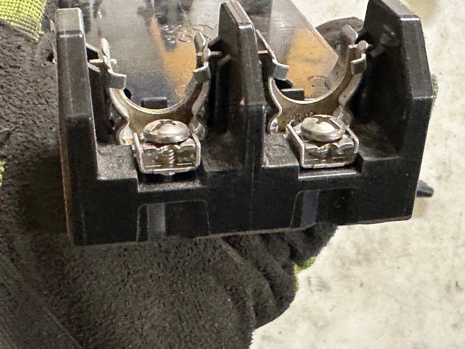 Marathon Fuse Holder Screw Mount 600V 30A P/N 6R30A2SP