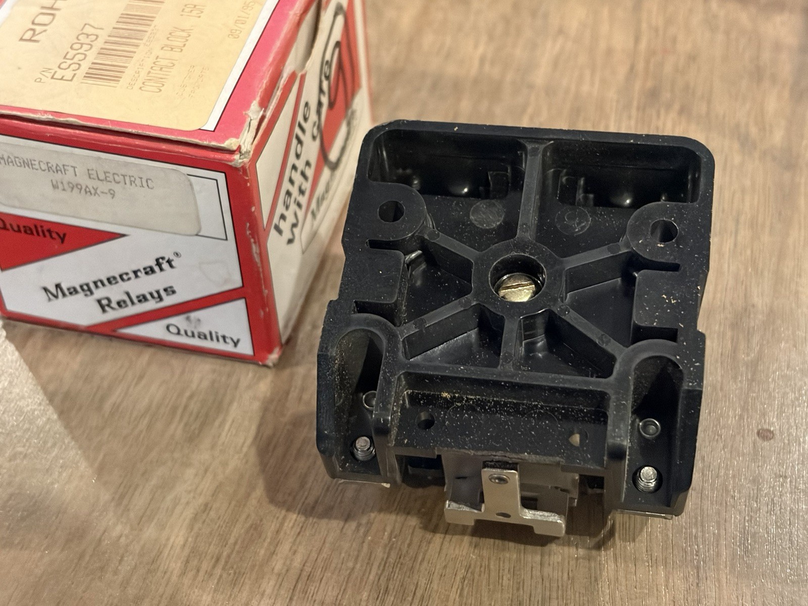 Magnecraft W199AX-9 Power Relay DPST-NO 40A 120VAC Coil
