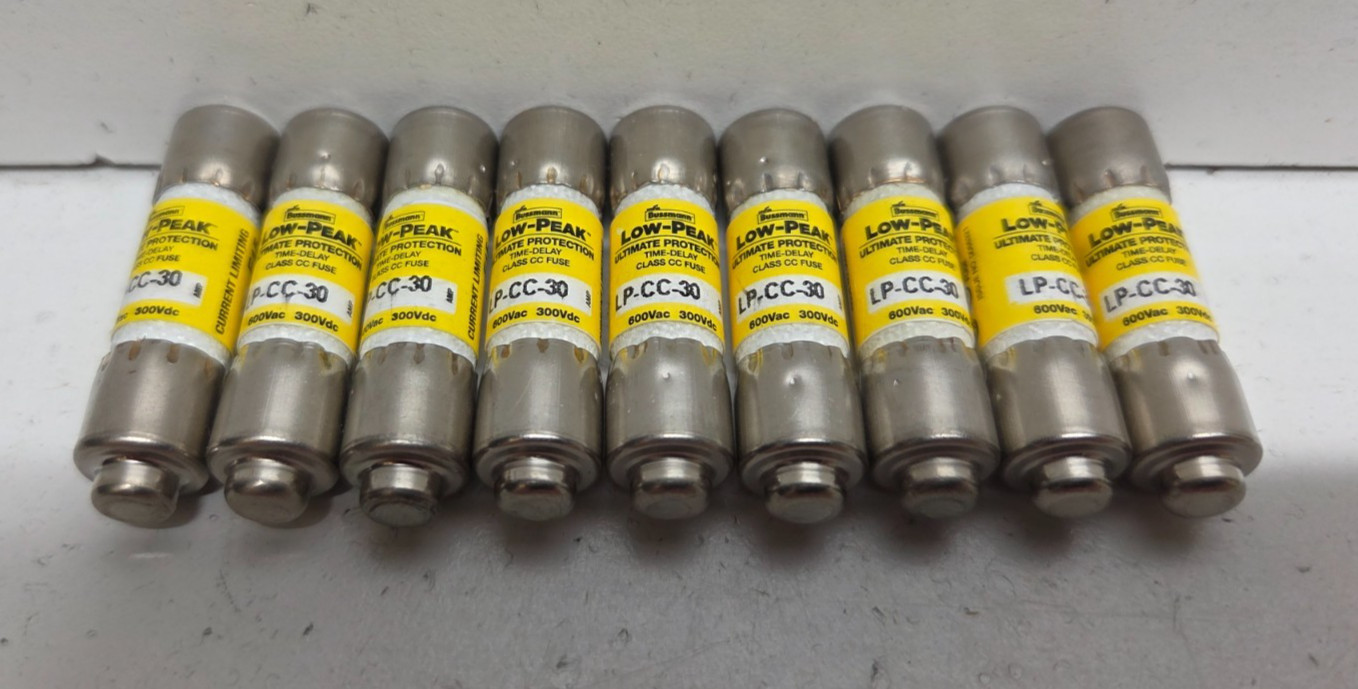 LOT OF 9 NEW NO BOX! BUSSMANN LOW-PEAK 30A 600V CC-CLASS FUSES LP-CC-30