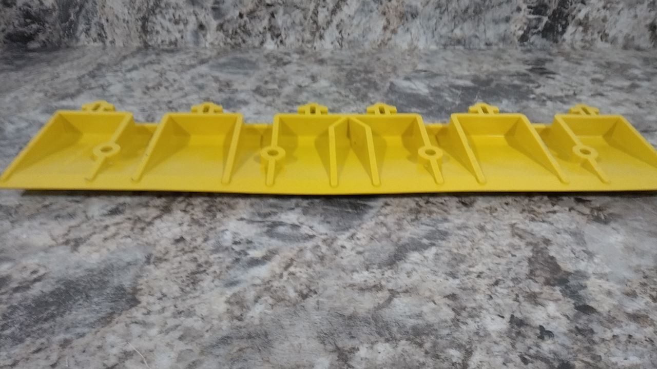 Safe-Flex A4-Y 10 Pk 18 In L 4 In W Yellow PVC Ramp Edge