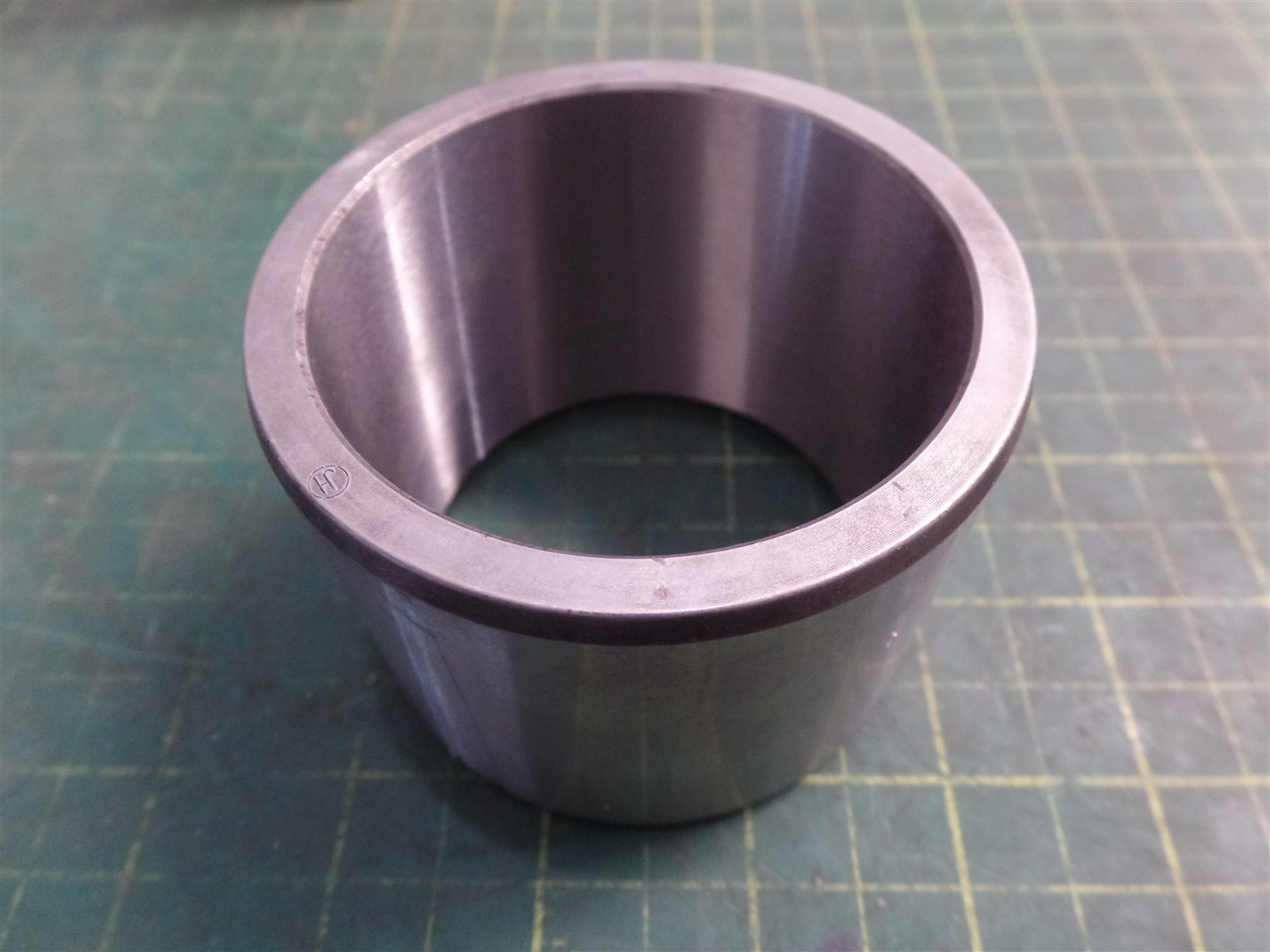 GENUINE TEREX 10-206644200 BUSHING, 2-1/2″ I.D. x 3″ O.D. 2-1/4″ L, TROJAN O&K