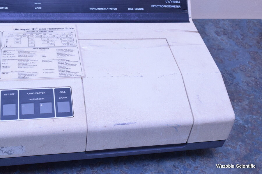 PHARMACIA LKB BIOCHROM ULTROSPEC III MODEL 80-2097-68 UV VISIBLE SPECTROPHOTOMET