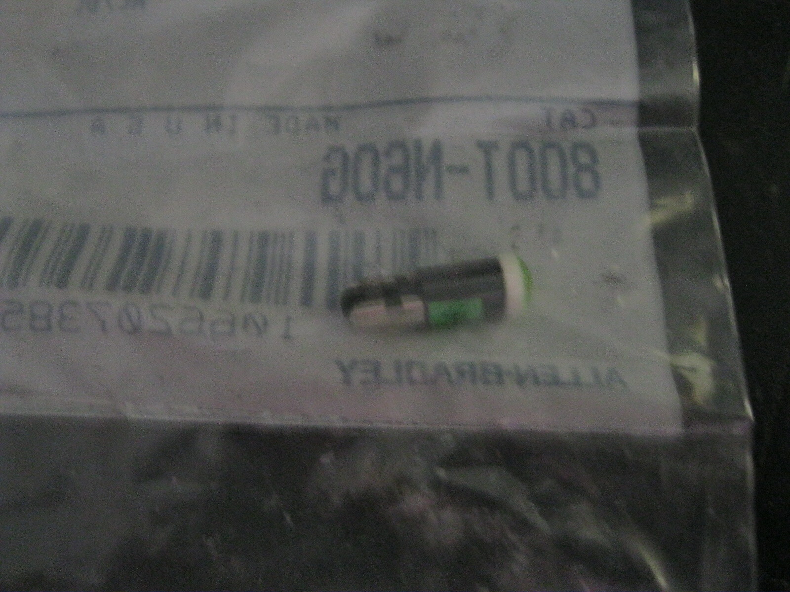 Allen-Bradley 800T-N60G LED Cluster Lamp Series A