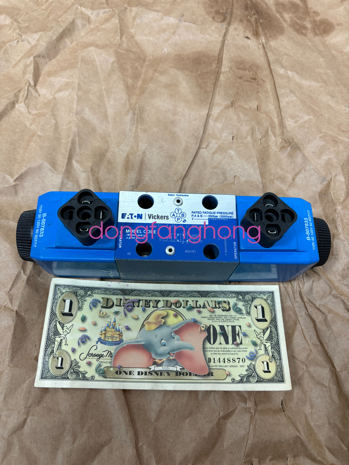 DG4V-3-2N-M-U-B6-60 NEW VICKERS VALVE FedEx or DHL or UPS