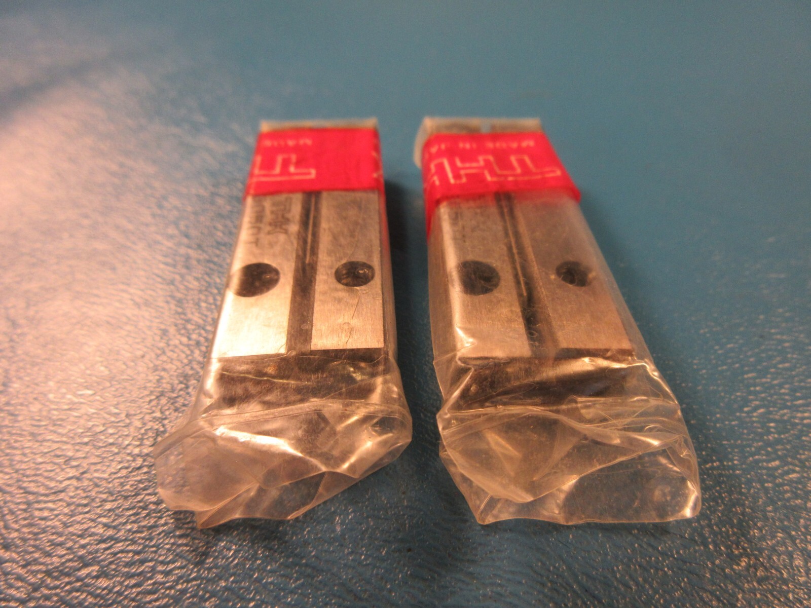 SET THK VR3-50HX7Z, T3050 Cross Roller Guide Set, as pictured