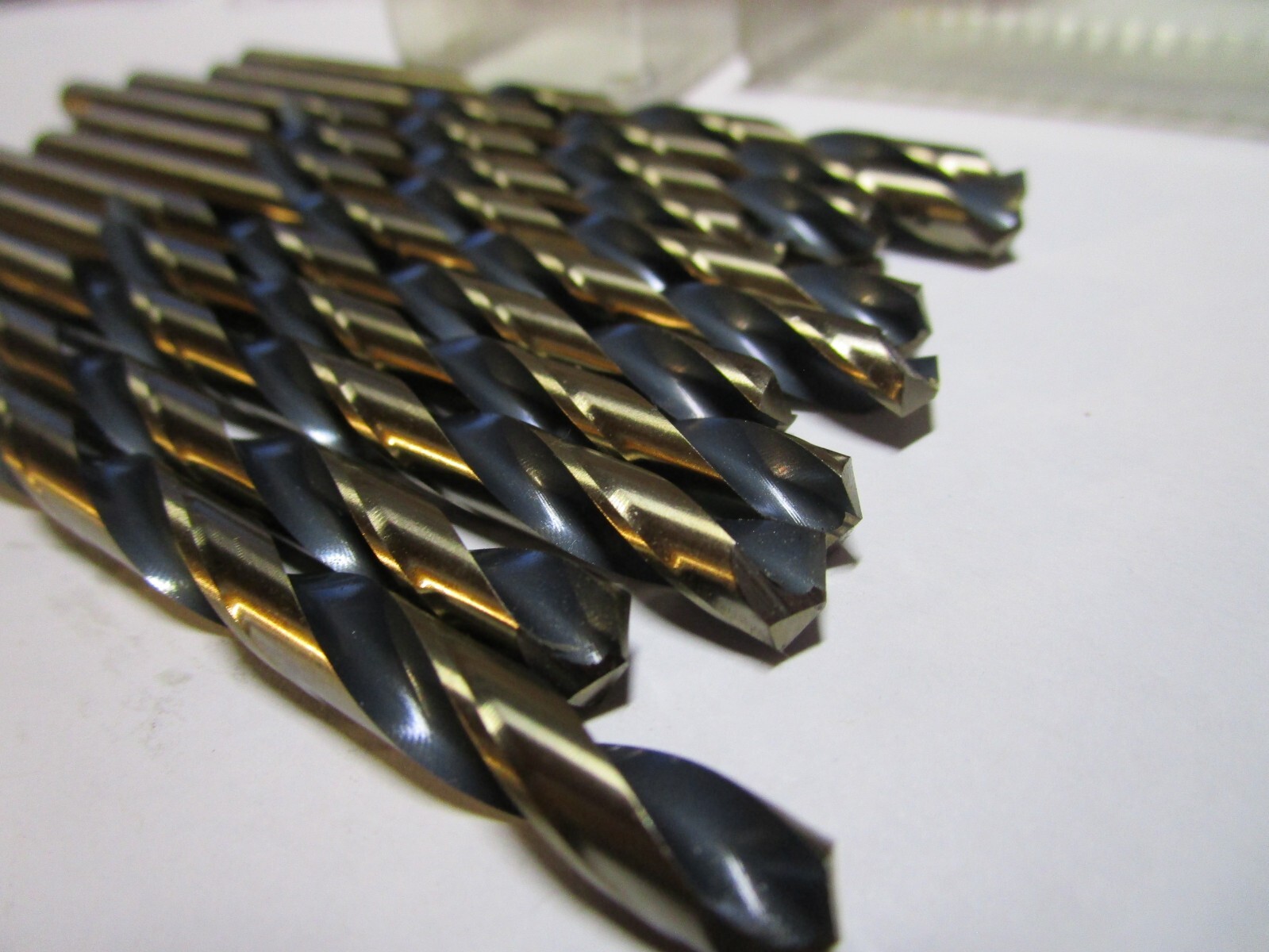 E x 4″ OAL 135° Split Black / Gold High Speed Steel Jobber Drill QTY 11