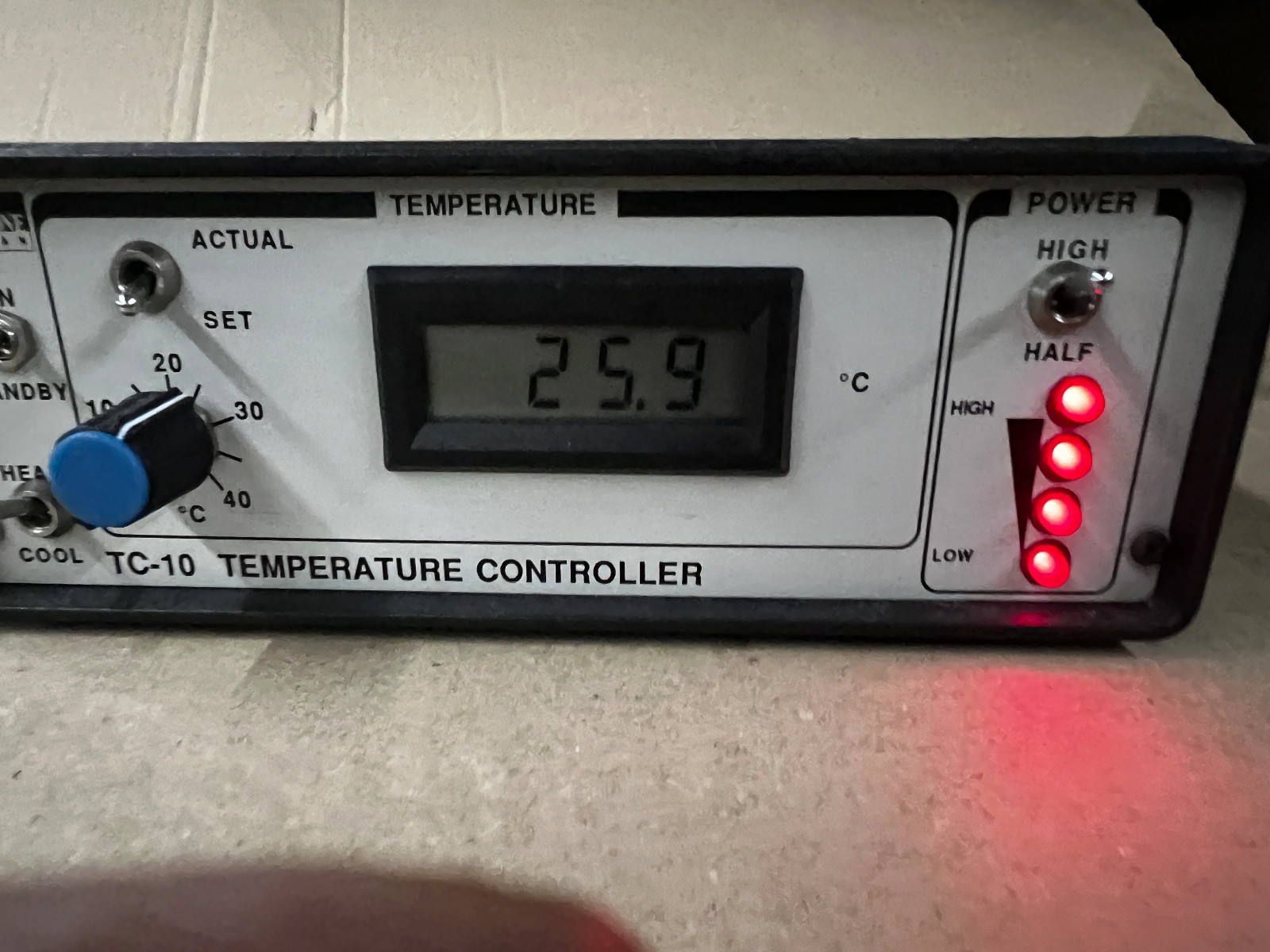 DAGAN CORNERSTONE TC-10 TEMPERATURE CONTROLLER 12V