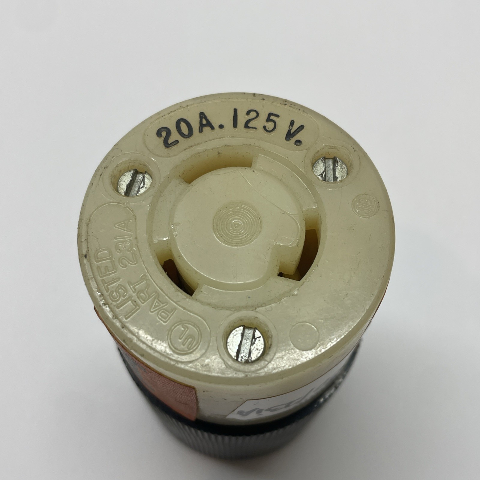 Hubbell 231A 20A 125V TWIST LOCK PLUG