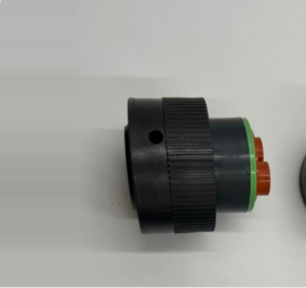 1PC for HDP26-18-6SN Connector