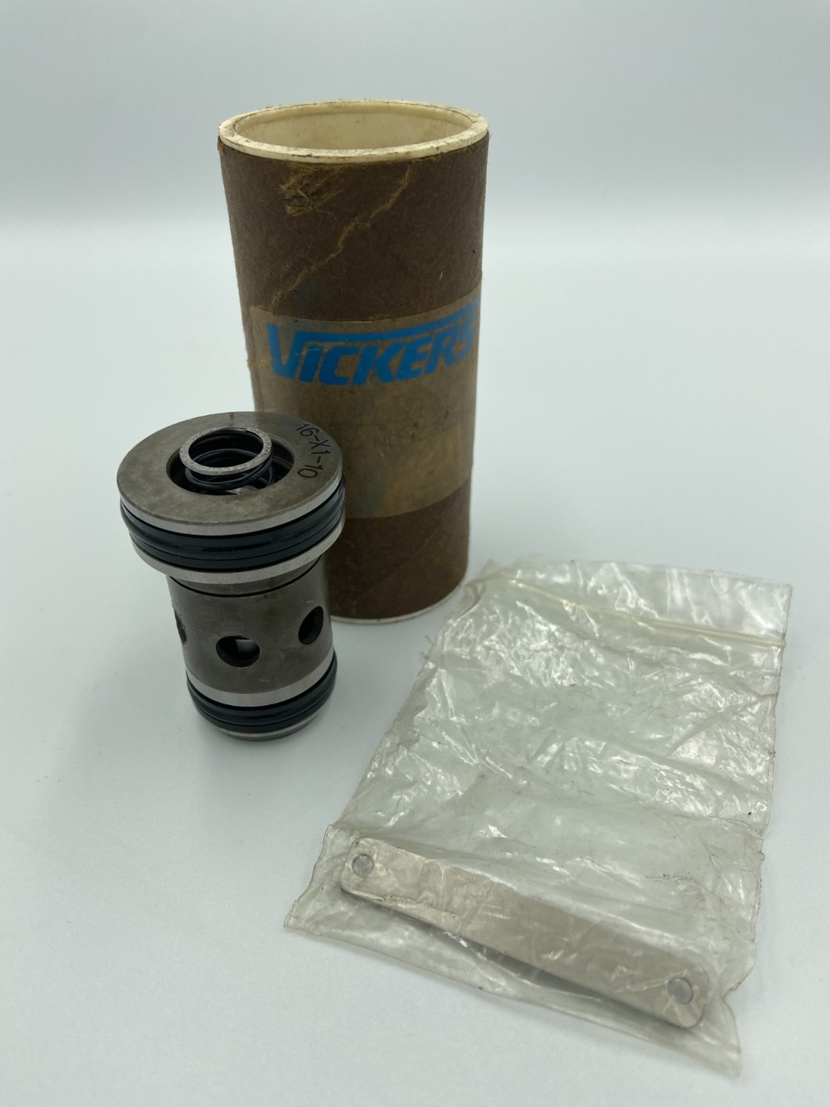 Vickers – Cartridge Valve Insert, 580360, CVI 16 X 1Z 10, Genuine – New