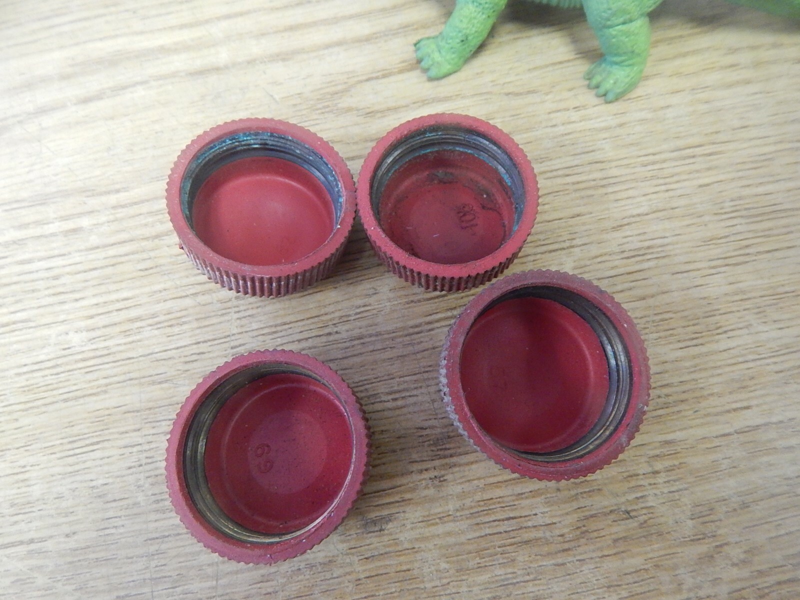 Red Switch Cover/Cap 1-3/16″ Bore 11/16″ H Lot of 4 *FREE SHIPPING*