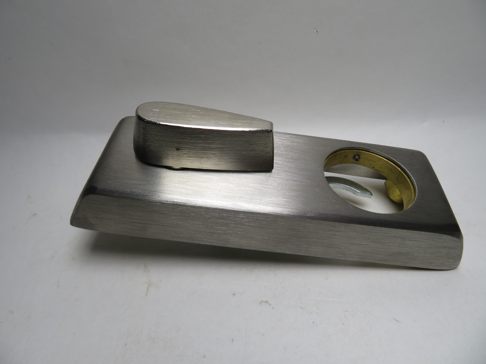 SARGENT: ASSA ABLOY – Thumb Turn Control US26D 626 Satin Chrome – Stainless