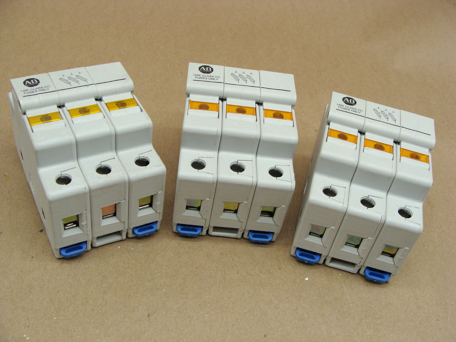 LOT OF 3 ALLEN BRADLEY FUSE HOLDERS 1492-FB3C30-L SER A W/FUSES FNQ-R-5