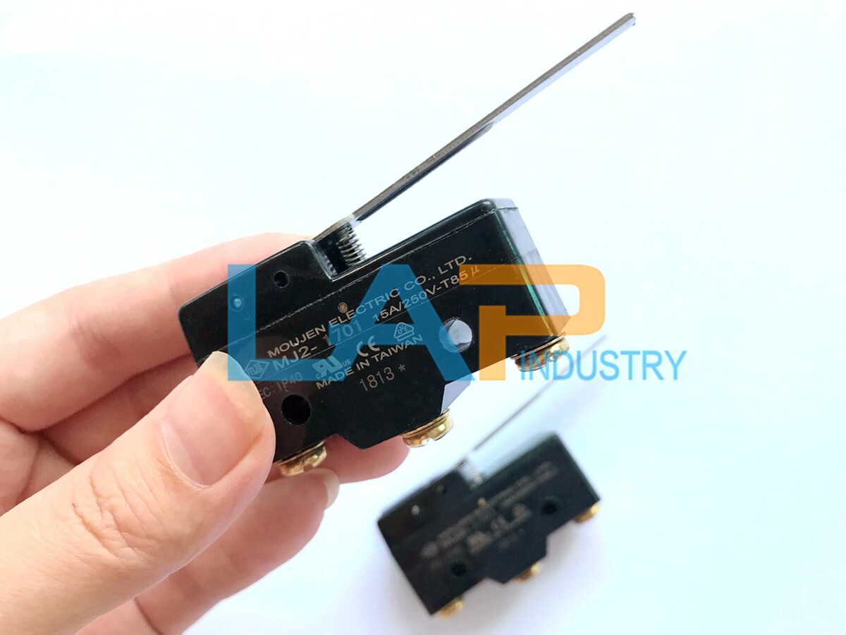 2PCS New For Moujen MJ2-1701 Micro Limit Switch 15A/250V