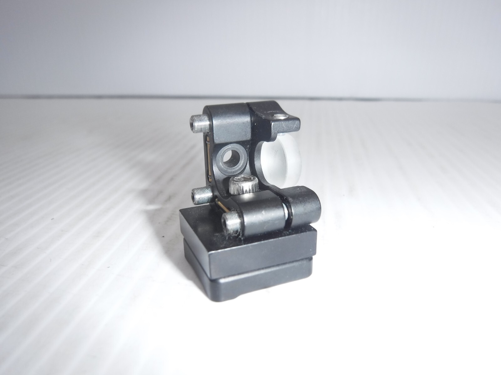 Newport BK-1A Magnetic Base / Newport U50-A Series Ultima Clear Edge