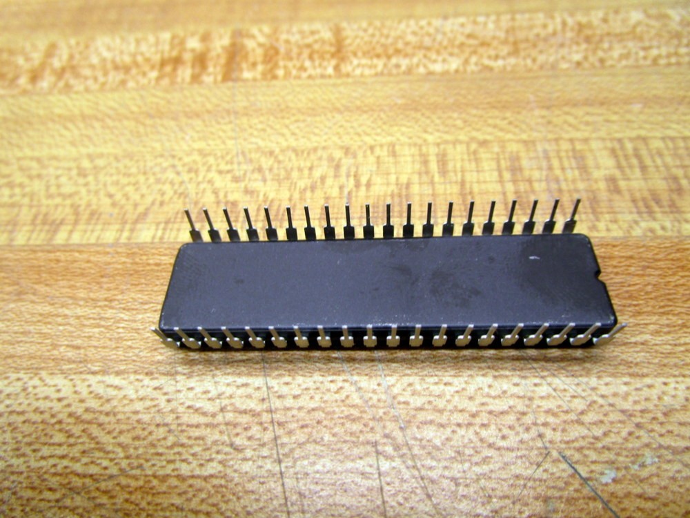 ST Micro M27C4002 10F1 Integrated Circuit M27C400210F1