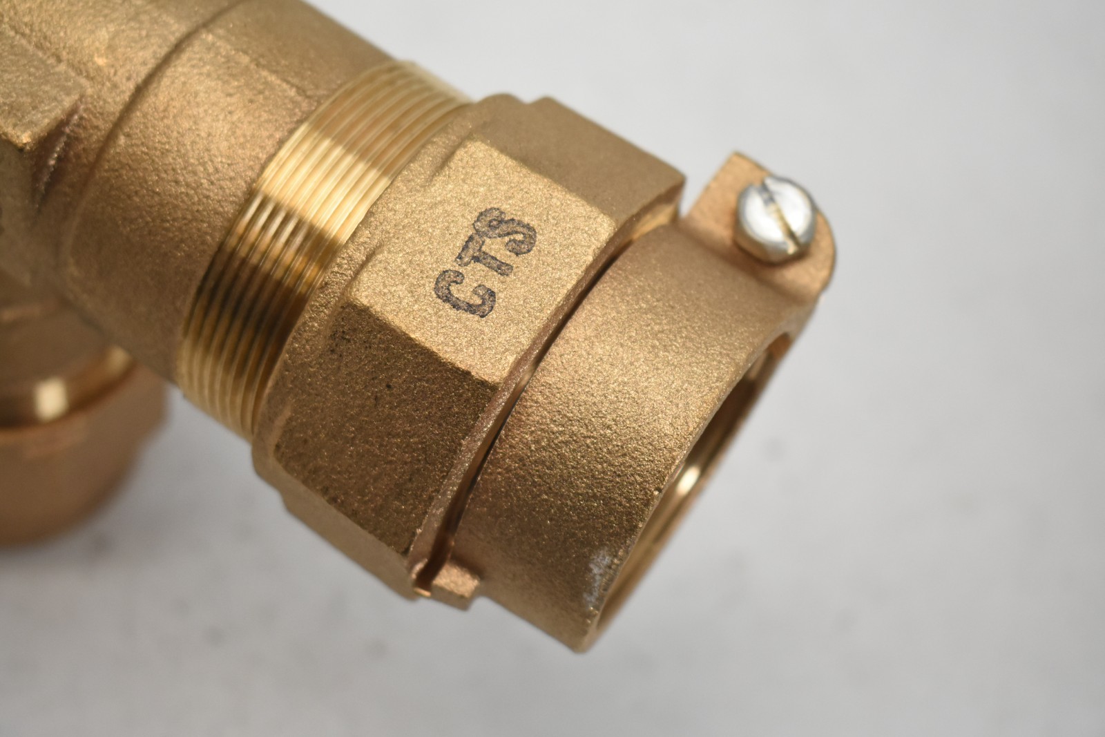Ford Meter Box Joint CTS Water Service Brass Reducing Tee 2″ x 2″ x 2″