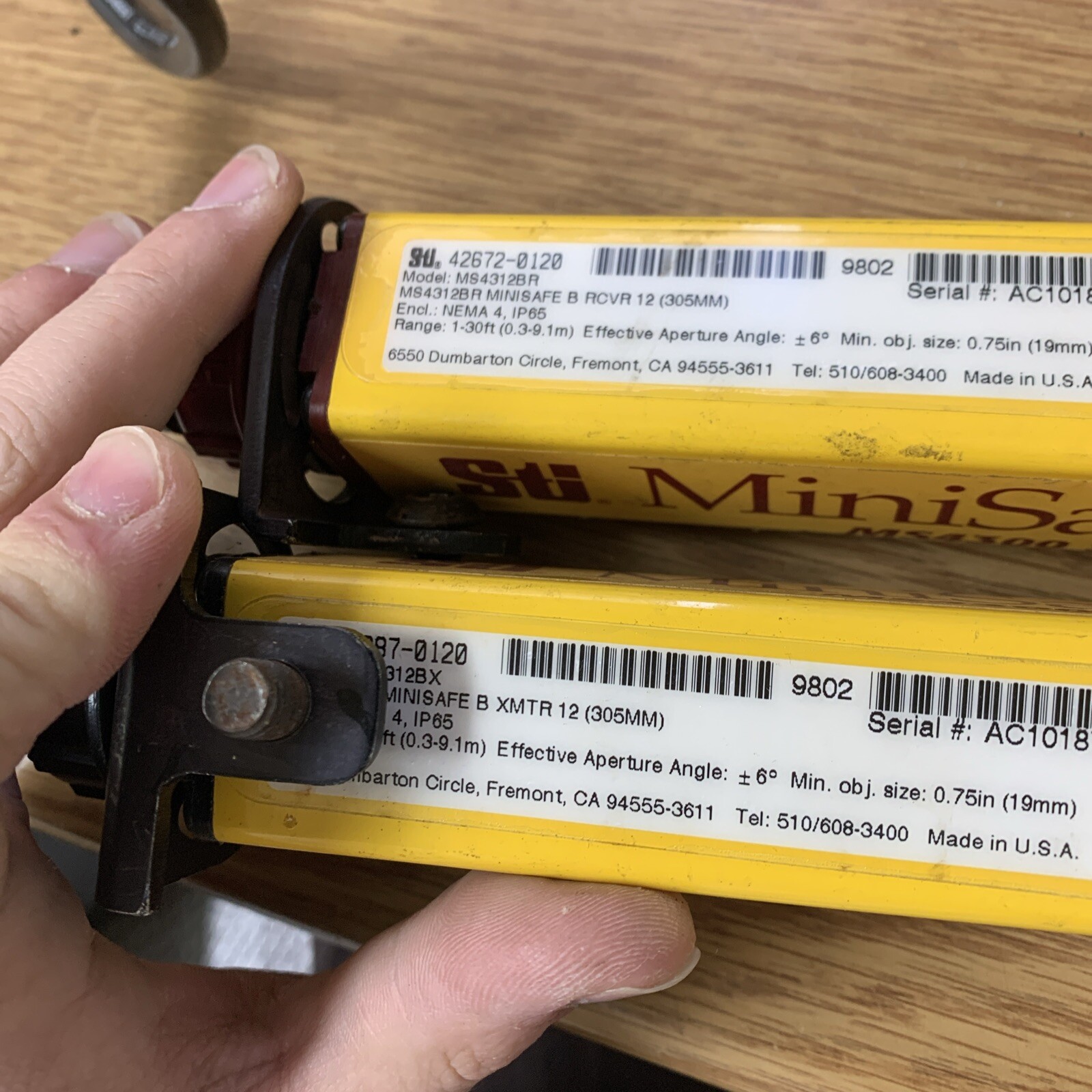 STI LCCK-FB-AC1-U USED SAFETY LIGHT MS4312BR, MS4312BX See Pics