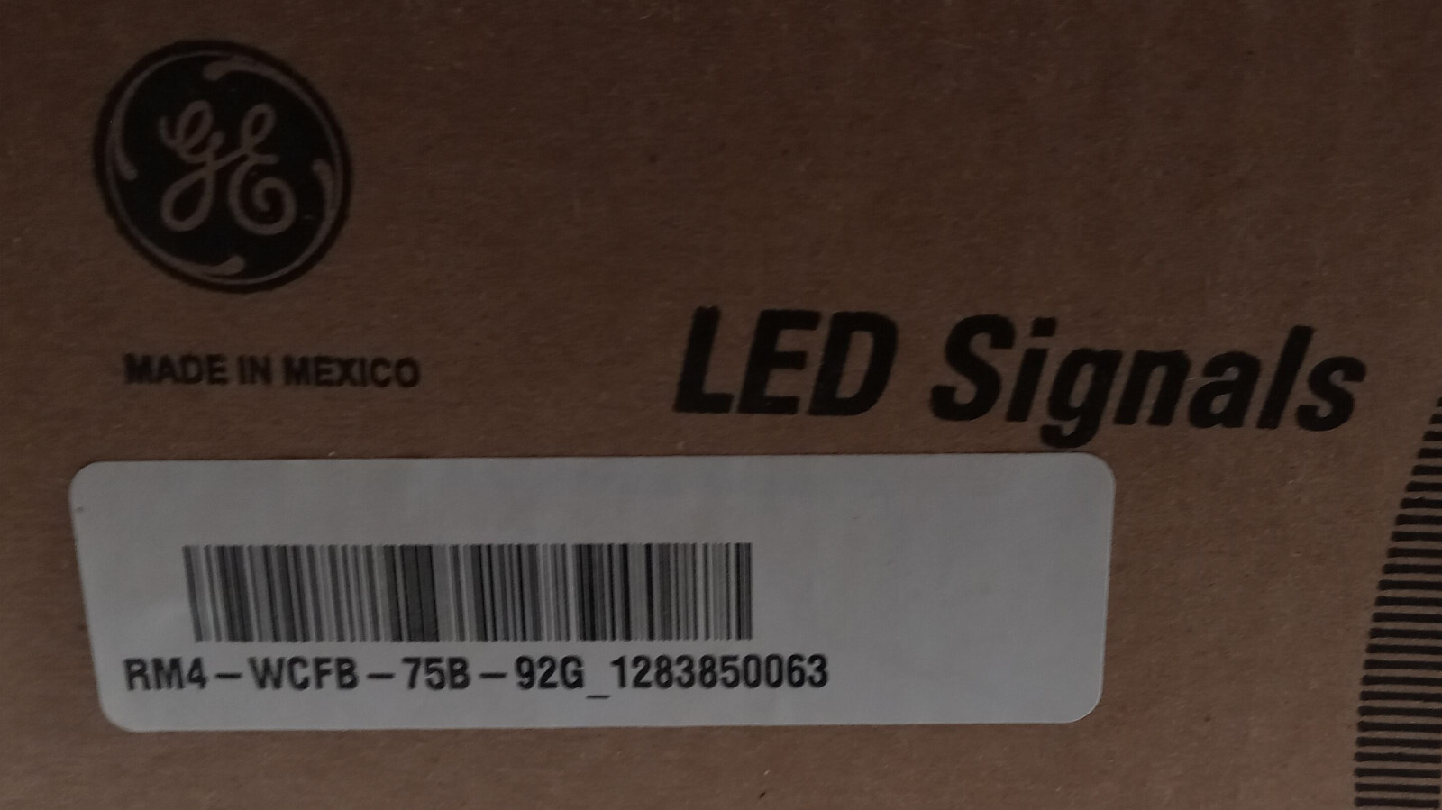 1 NEW GE RM4-WCFB-75B-92G WHITE LED SIGNAL LIGHT NIB ***MAKE OFFER***