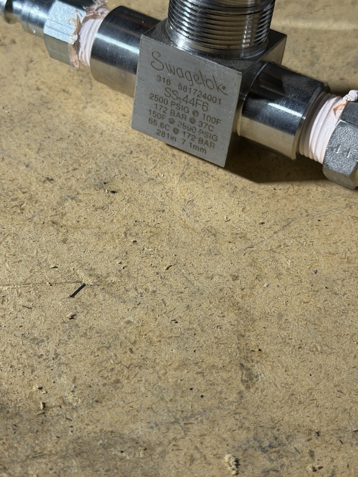 Swagelok Whitey Stainless Steel SS-44F6 – 2500PSI Valve