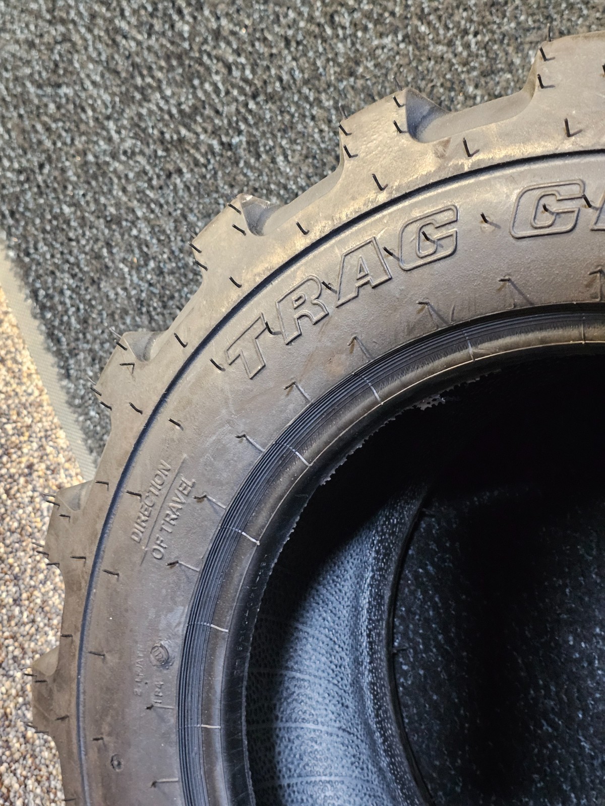 (QTY 1) Carlstar Trac Chief 51S379 6 Ply Industrial Tire 25×8.50-14