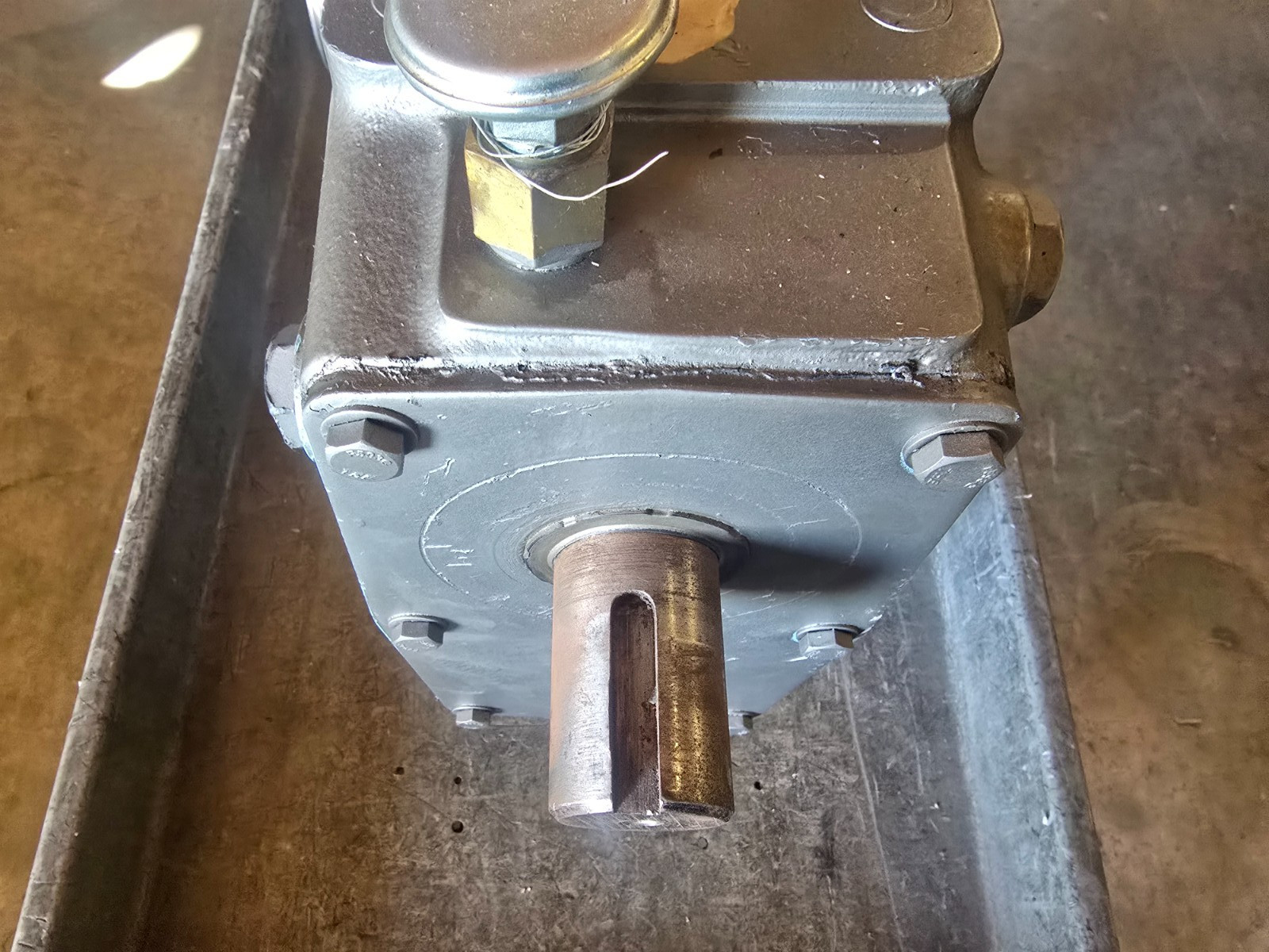 REBUILT! SPX-FLOW WAUKESHA CHERRY-BURRELL POSITIVE DISPLACEMENT PUMP 060-U1