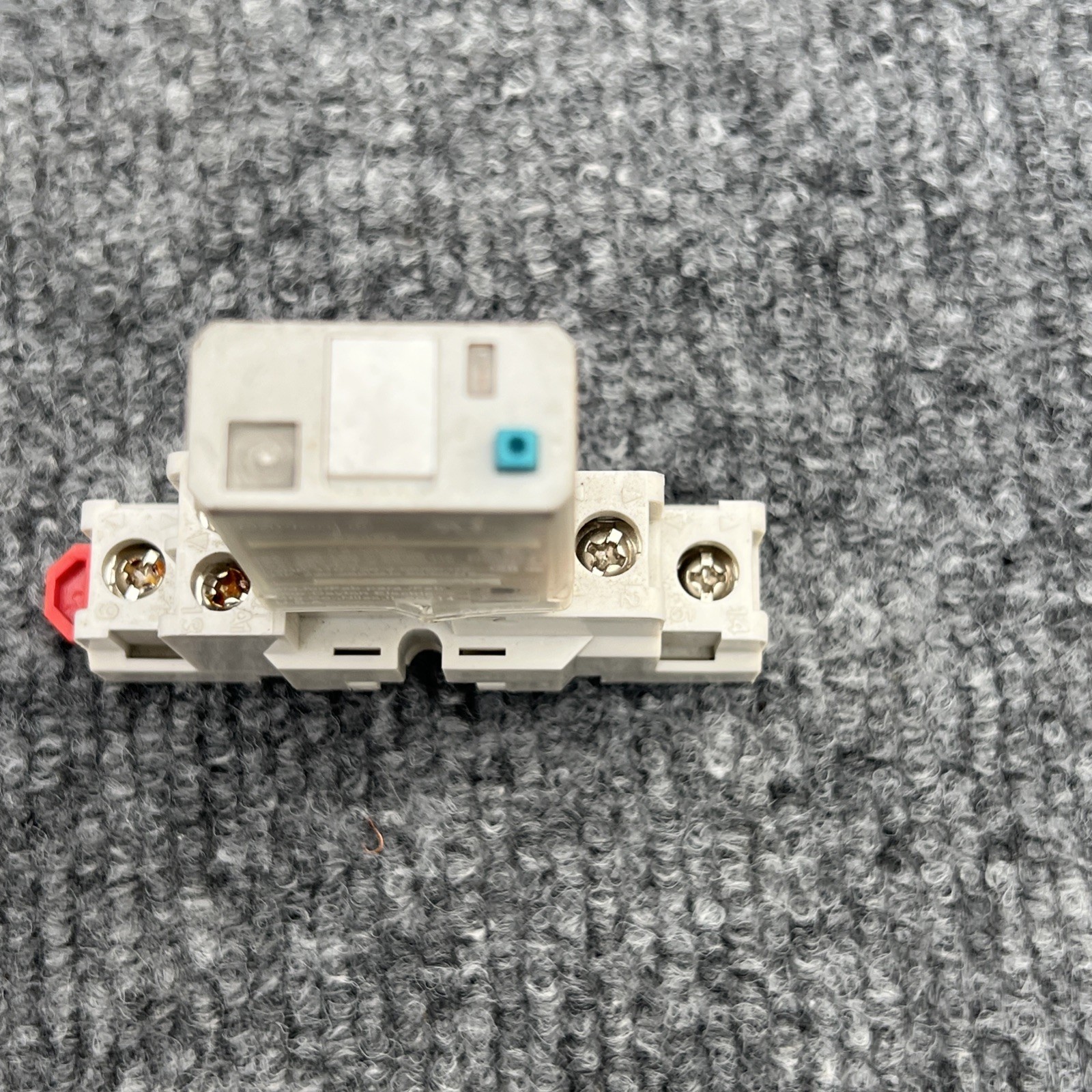 Lot Of 3 – Dayton 5Z494 Relay 15A 110-120V With 6JG21 Base New Other