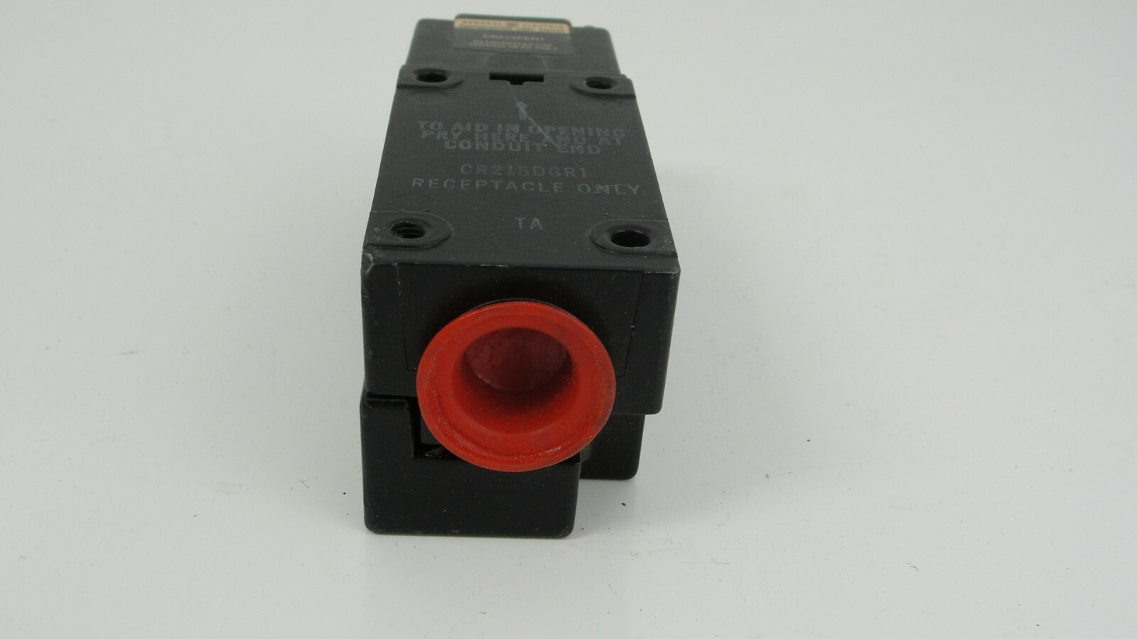General Electric CR215DGF02A limit switch amplifier with CR215PEH1 sensing head
