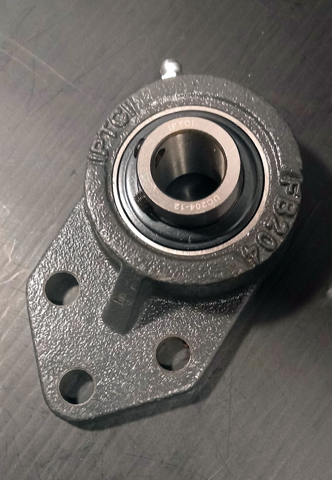1 NEW IPTCI UCFB204-12 3 BOLT FLANGE PILLOW BLOCK BEARING NNB ***MAKE OFFER***