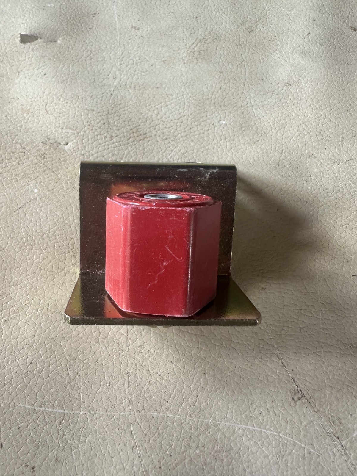 Glastci 2165 standoff insulator-1″x1″ – Lots of 8 (JTS2)
