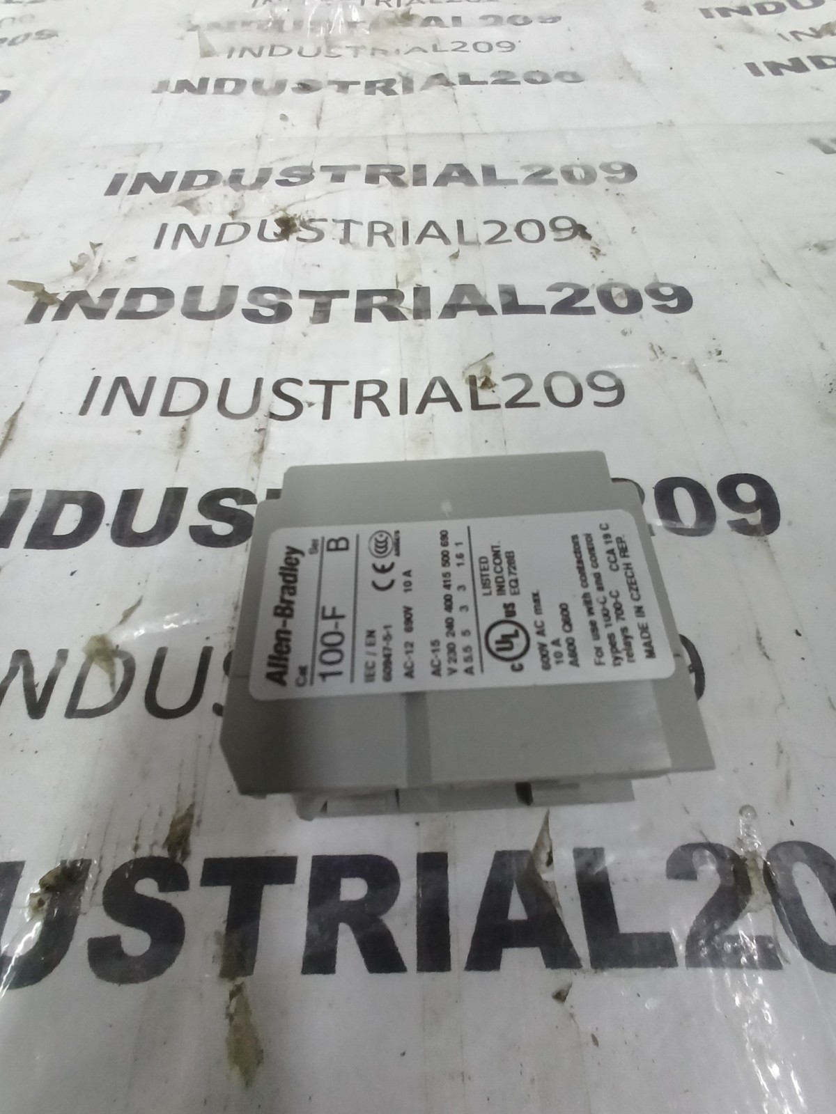 ALLEN BRADLEY 100-FA11 SERIES B