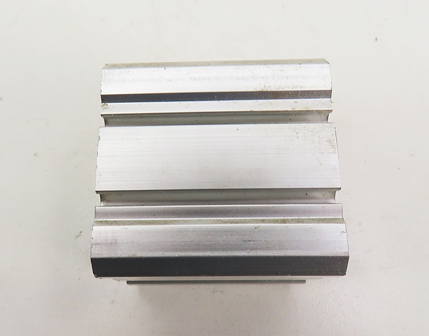 PHD CRS6U 40 X 25-BB-WP Pneumatic Cylinder 40mm Bore x 25mm Stroke NEW NO BOX