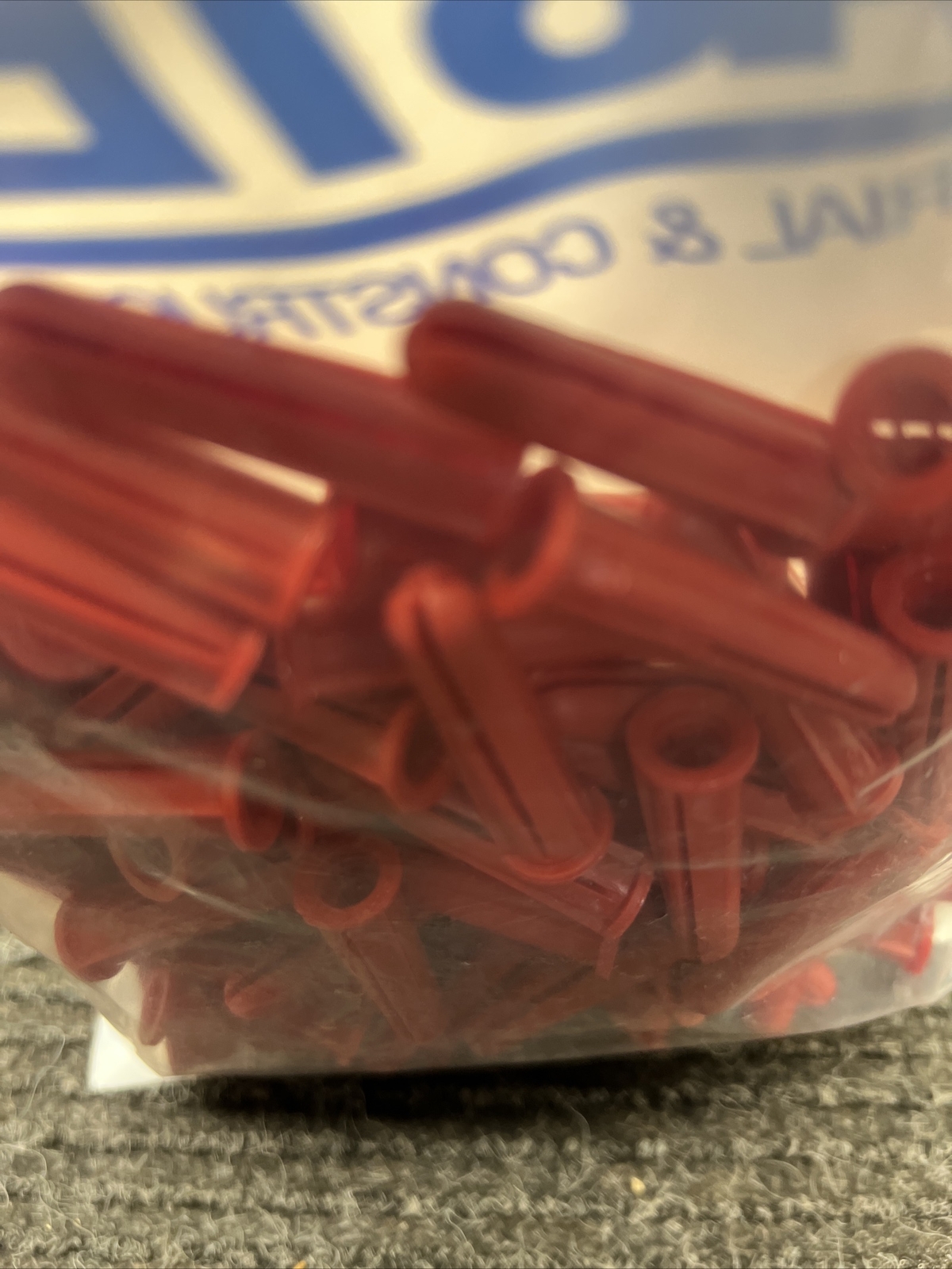 New FASTENAL 50980 Conical Anchor 100 Pieces